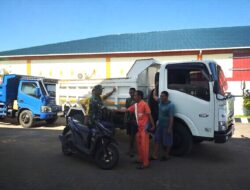 Babinsa Jaga Ketertiban Distribusi BBM di Desa Soguo