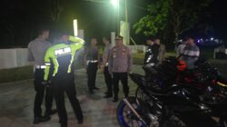 Tim Gabungan Gelar Blue Light Patrol di Depan Mapolsek Lolayan, Untuk Ciptakan Kamtibmas Kondusif