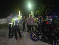 Tim Gabungan Gelar Blue Light Patrol di Depan Mapolsek Lolayan, Untuk Ciptakan Kamtibmas Kondusif