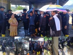 Personel Batalyon B Pelopor Satbrimobda Sulut Masih Terus Melakukan Pemulihan di Wilayah Terdampak Banjir