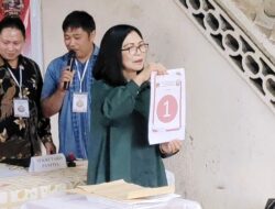 Vanda Emor Nomor Urut Satu Pada Pemilihan Hukum Tua Desa Kopiwangker